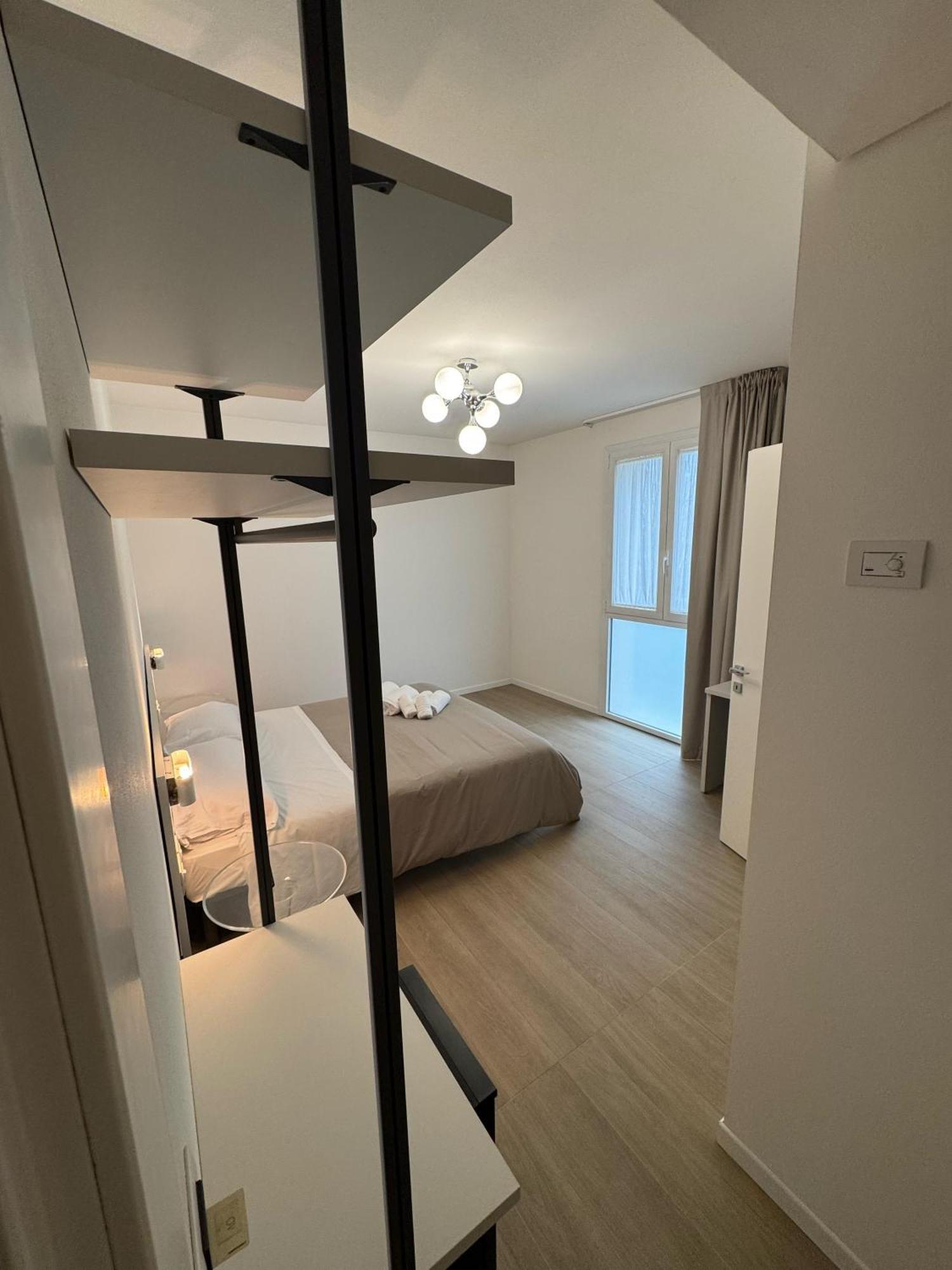 Hotel Villa Mary Santa Maria Di Sala Ngoại thất bức ảnh