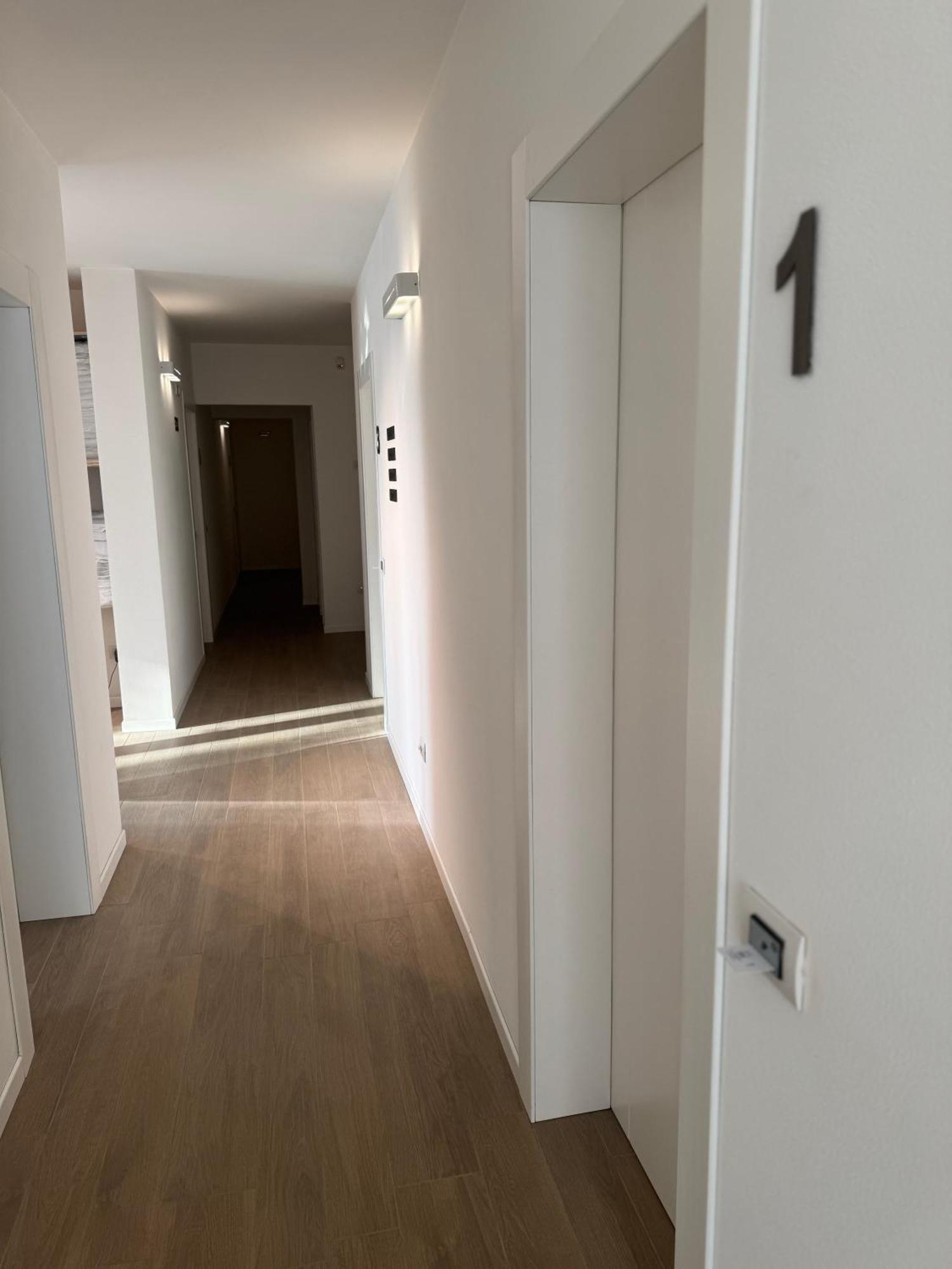 Hotel Villa Mary Santa Maria Di Sala Ngoại thất bức ảnh