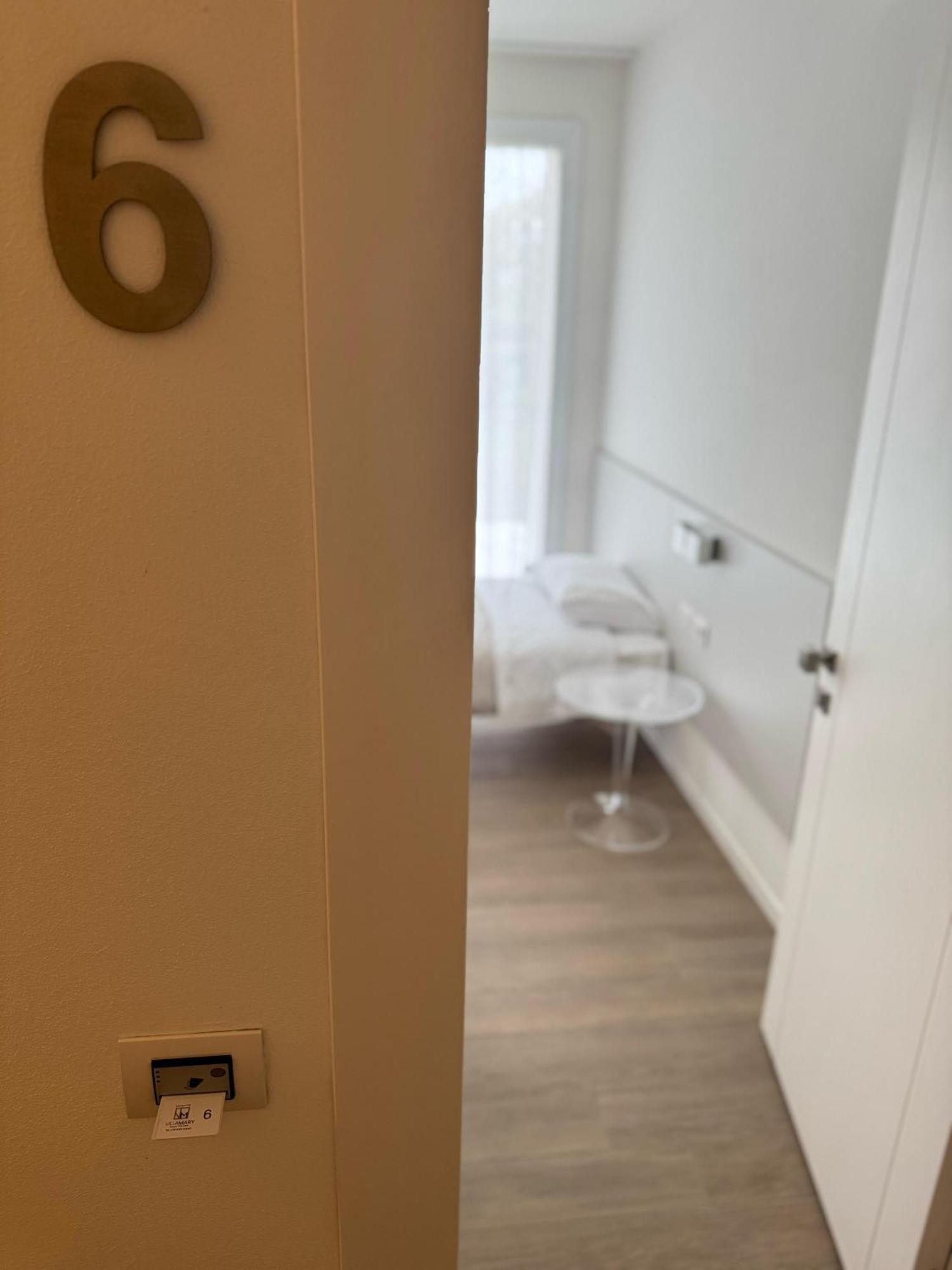 Hotel Villa Mary Santa Maria Di Sala Ngoại thất bức ảnh